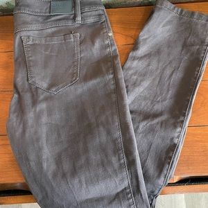 17/21 Exclusive Denim Jeans